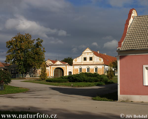 Folk Architecture - Zbudov (Arch)