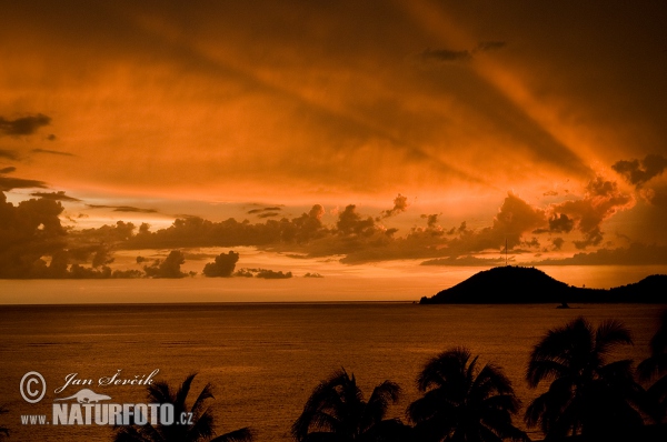 sunset over the Caribbean Sea (Sun 2)
