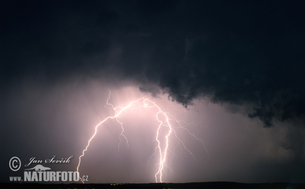 thunderstorm (Sky 5)