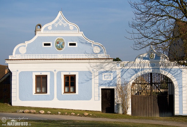 Folk Architecture - Plastovice (Arch)